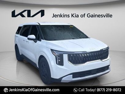 Used 2025 Kia Carnival