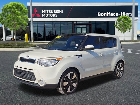 Used 2015 Kia Soul ! w/ Sun & Sound Package image 2