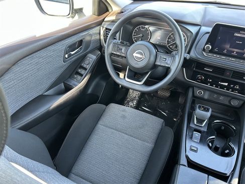 Certified 2023 Nissan Rogue SV image 15