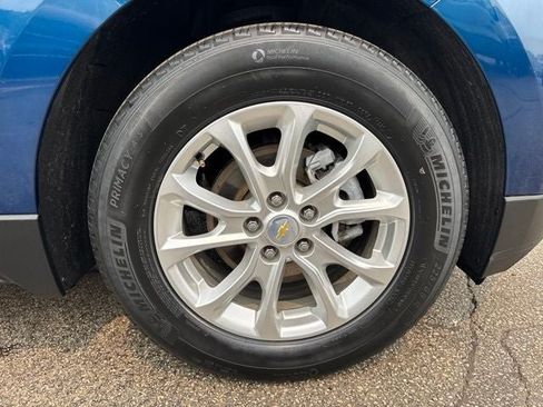 Used 2021 Chevrolet Equinox LT FWD image 31