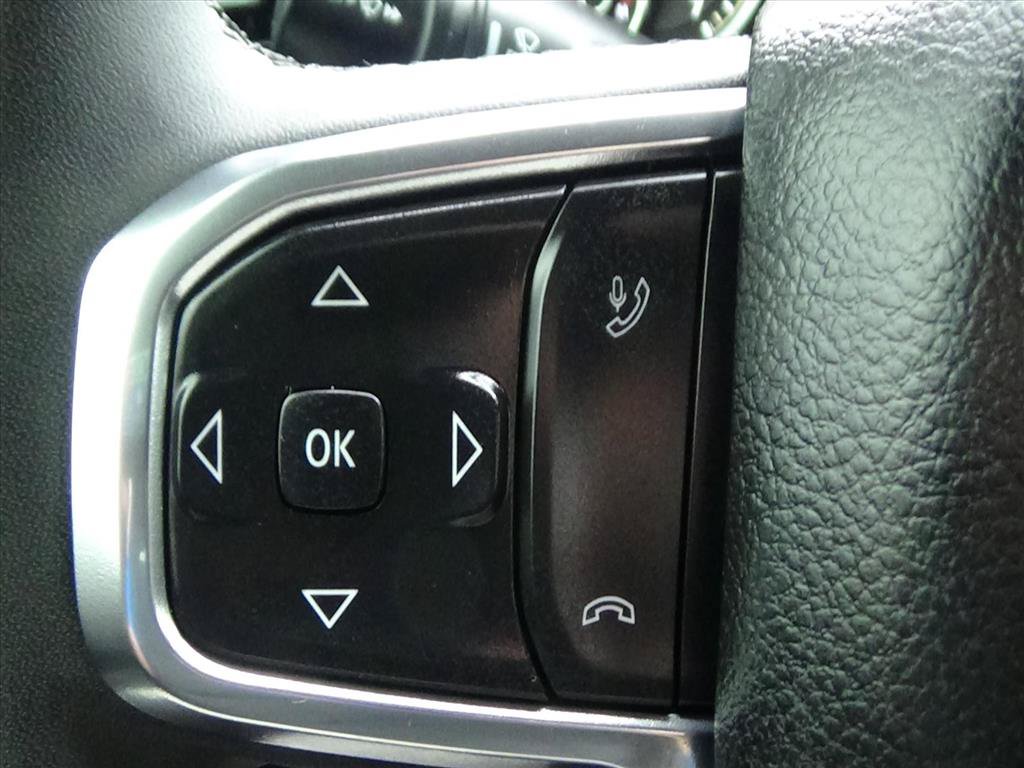 Used 2025 RAM 1500 Laramie AWD/4WD image 22