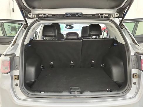 Used 2022 Jeep Compass Limited image 19