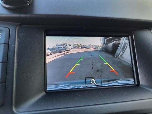 Used 2019 Ford Edge SE FWD image 7