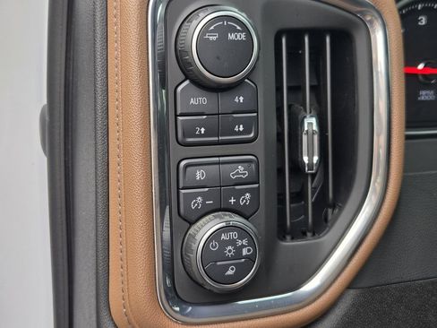 Used 2023 Chevrolet Silverado 2500 High Country w/ Safety Package II AWD/4WD image 21