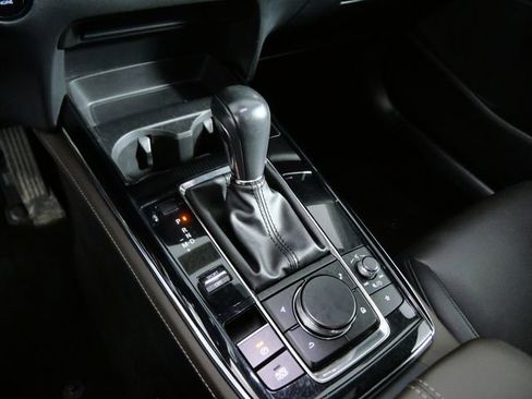 Used 2022 MAZDA CX-30 AWD 2.5 S w/ Premium Package image 19