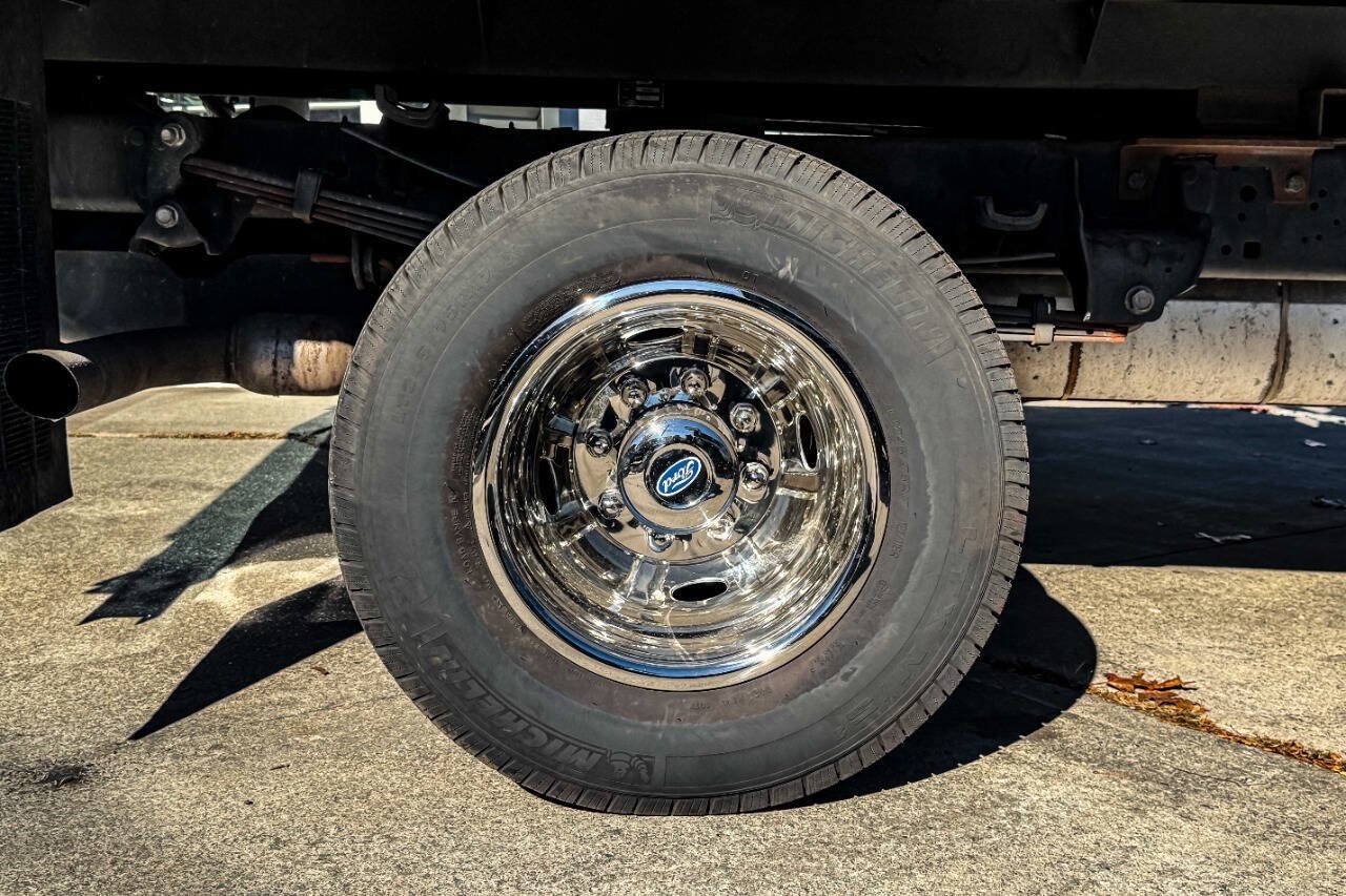 Used 2024 Ford F350 XL w/ Snow Plow Prep Package AWD/4WD image 19