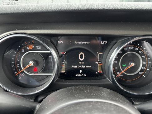 Used 2023 Jeep Wrangler Unlimited Sport image 8