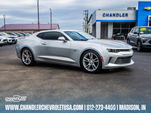 Used 2017 Chevrolet Camaro LT image 1