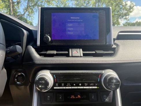 Certified 2025 Toyota RAV4 XLE w/ Convenience Package AWD/4WD image 4