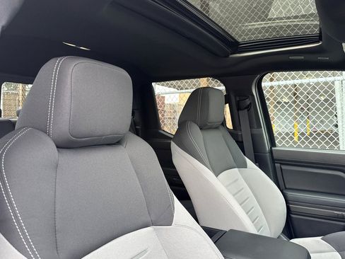 New 2025 Toyota Tacoma TRD Off-Road AWD/4WD image 16
