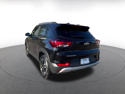 Used 2025 Chevrolet TrailBlazer LT image 11