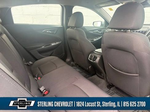 Used 2025 Chevrolet Malibu LT FWD image 15