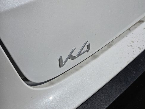 New 2026 Kia K4 LXS image 7