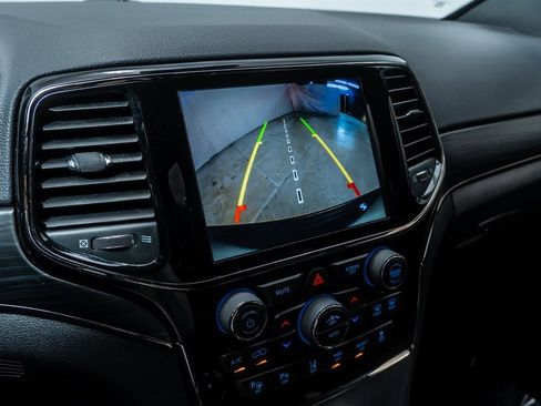 Used 2020 Jeep Grand Cherokee Limited X image 21