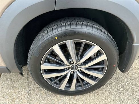 Used 2023 Nissan Pathfinder Platinum AWD/4WD image 48