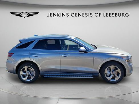 Used 2026 Genesis GV70 2.5T Advanced w/ G1 Accessory Package AWD/4WD image 2