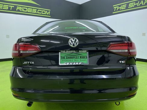 Used 2017 Volkswagen Jetta S image 8