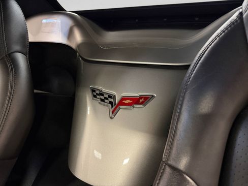 Used 2007 Chevrolet Corvette Convertible w/ Preferred Equipment Group RWD image 37