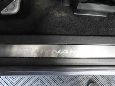 Used 2020 Land Rover Range Rover Evoque R-Dynamic HSE image 18