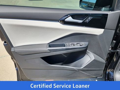 Certified 2025 Volkswagen Taos S AWD/4WD image 9