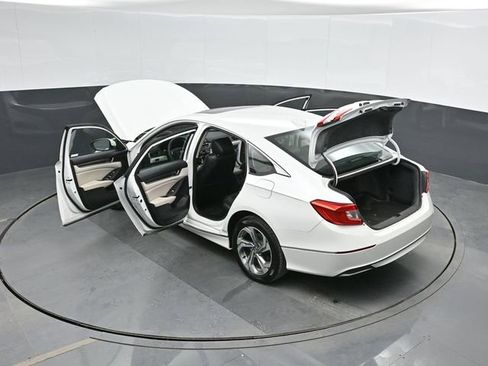 Used 2018 Honda Accord EX image 57