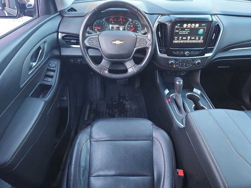 Used 2019 Chevrolet Traverse LT image 11