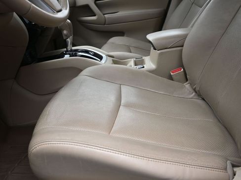 Used 2014 Nissan Rogue SL w/ SL Premium Package FWD image 13