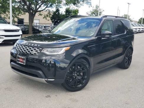Certified 2025 Land Rover Discovery S AWD/4WD image 36