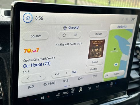 Used 2023 Ford Transit 350 XLT image 19