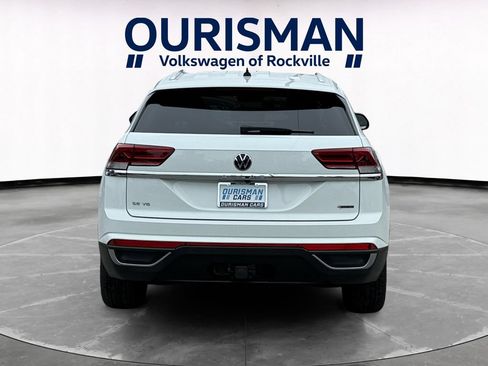 Used 2023 Volkswagen Atlas Cross Sport SE w/ Black Wheel Package AWD/4WD image 5
