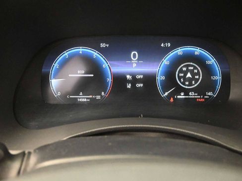 Used 2024 Toyota Highlander Platinum image 7