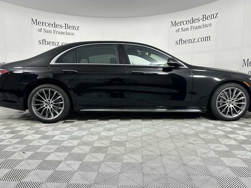 New 2026 Mercedes-Benz S 580e 4MATIC Sedan image 3