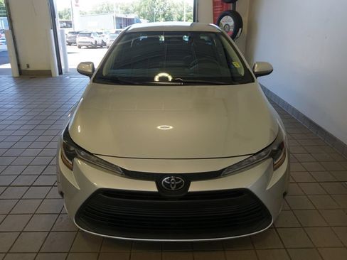 Used 2024 Toyota Corolla LE FWD image 12