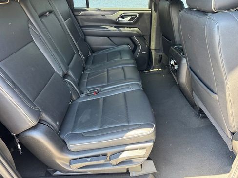 Used 2021 GMC Yukon XL SLT RWD image 15