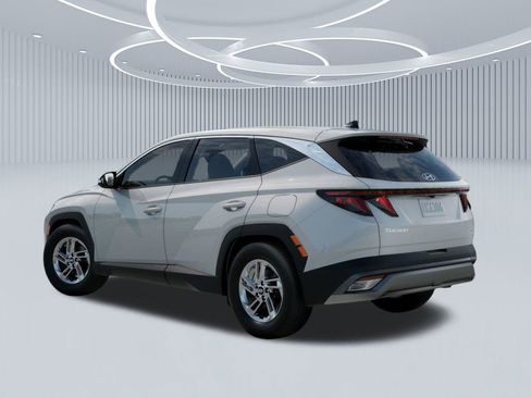 New 2026 Hyundai Tucson SE image 5
