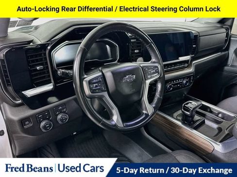 Used 2023 Chevrolet Silverado 1500 RST AWD/4WD image 14