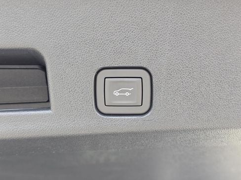 New 2026 Chevrolet Traverse LT FWD image 14