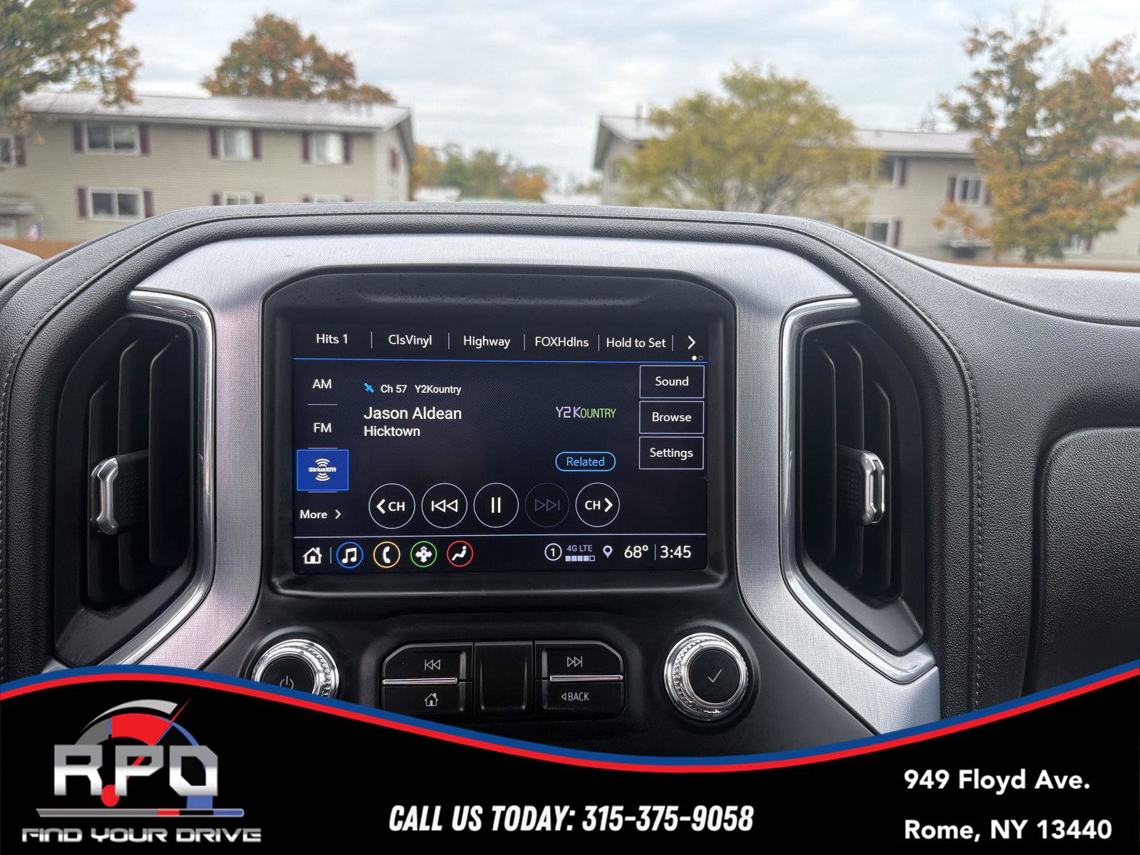 Used 2021 GMC Sierra 1500 SLT w/ SLT Premium Package AWD/4WD image 14