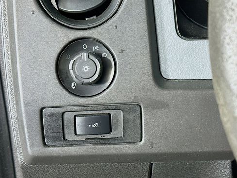 Used 2014 Ford F150 XL RWD image 10
