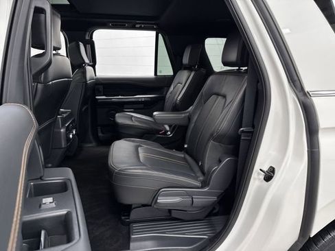 Used 2022 Ford Expedition Max Platinum image 34