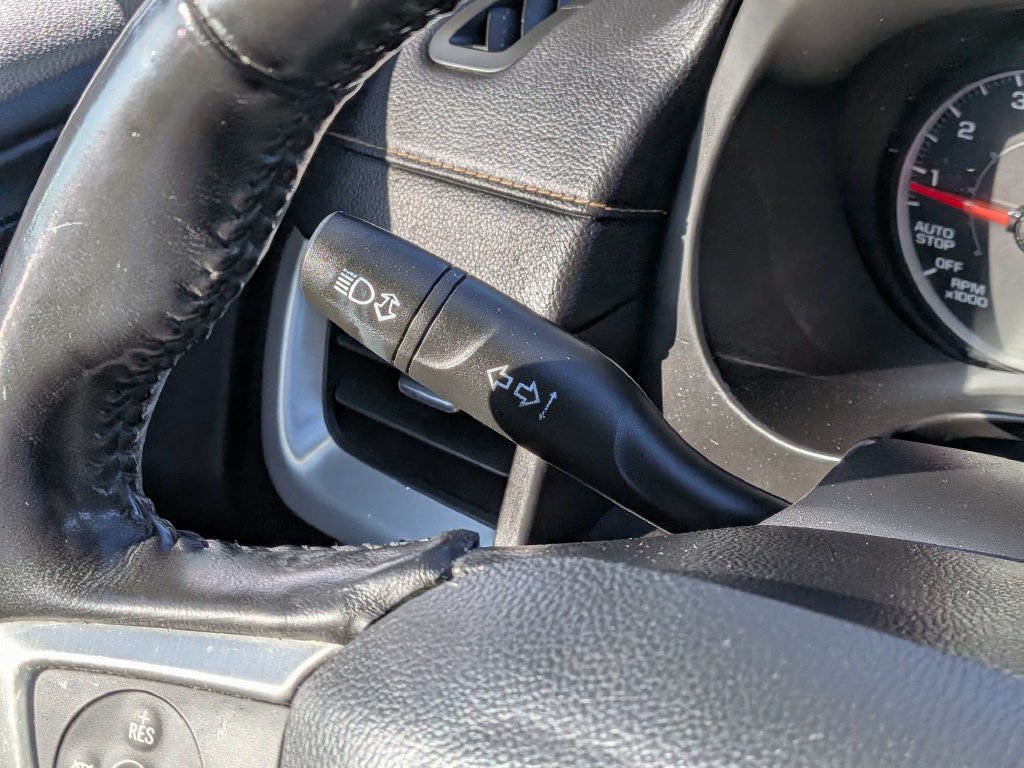 Used 2018 GMC Terrain SLE FWD image 25