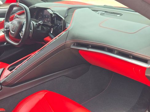 Used 2022 Chevrolet Corvette Stingray Premium Cpe w/ 3LT RWD image 33