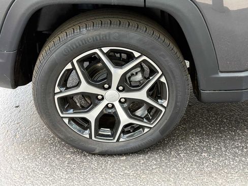 Used 2024 Jeep Compass Limited AWD/4WD image 7