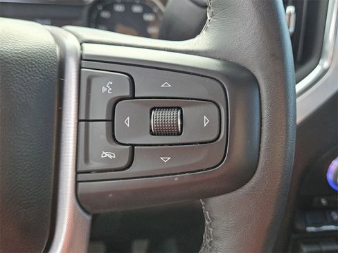 Certified 2022 GMC Sierra 1500 SLT w/ SLT Convenience Package image 26