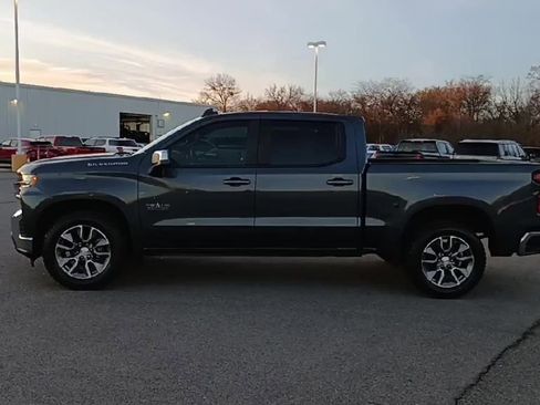 Used 2022 Chevrolet Silverado 1500 LT w/ Bed Protection Package image 5