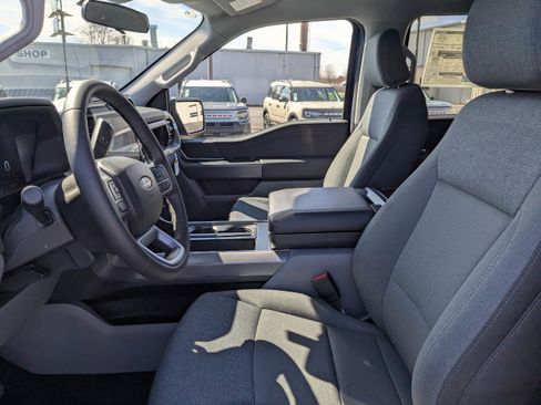 New 2026 Ford F150 XLT w/ XLT Chrome Appearance Package image 23