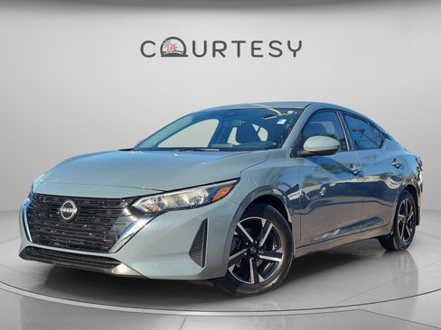 Certified 2024 Nissan Sentra SV image 1