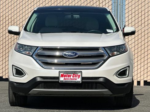 Used 2018 Ford Edge Titanium w/ Equipment Group 301A FWD image 9