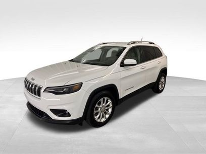 Used 2019 Jeep Cherokee Latitude w/ Popular Appearance Group