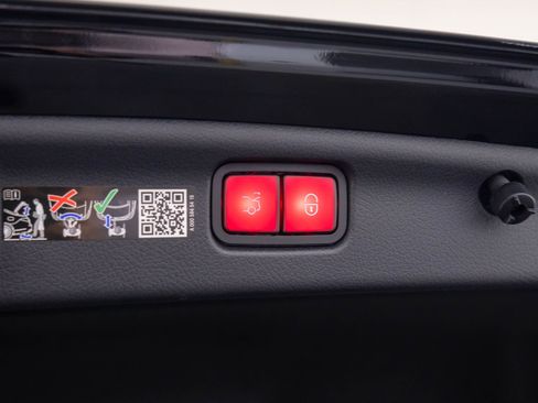 New 2026 Mercedes-Benz C 300 C 300 image 34